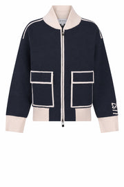 Famous | navy-off white