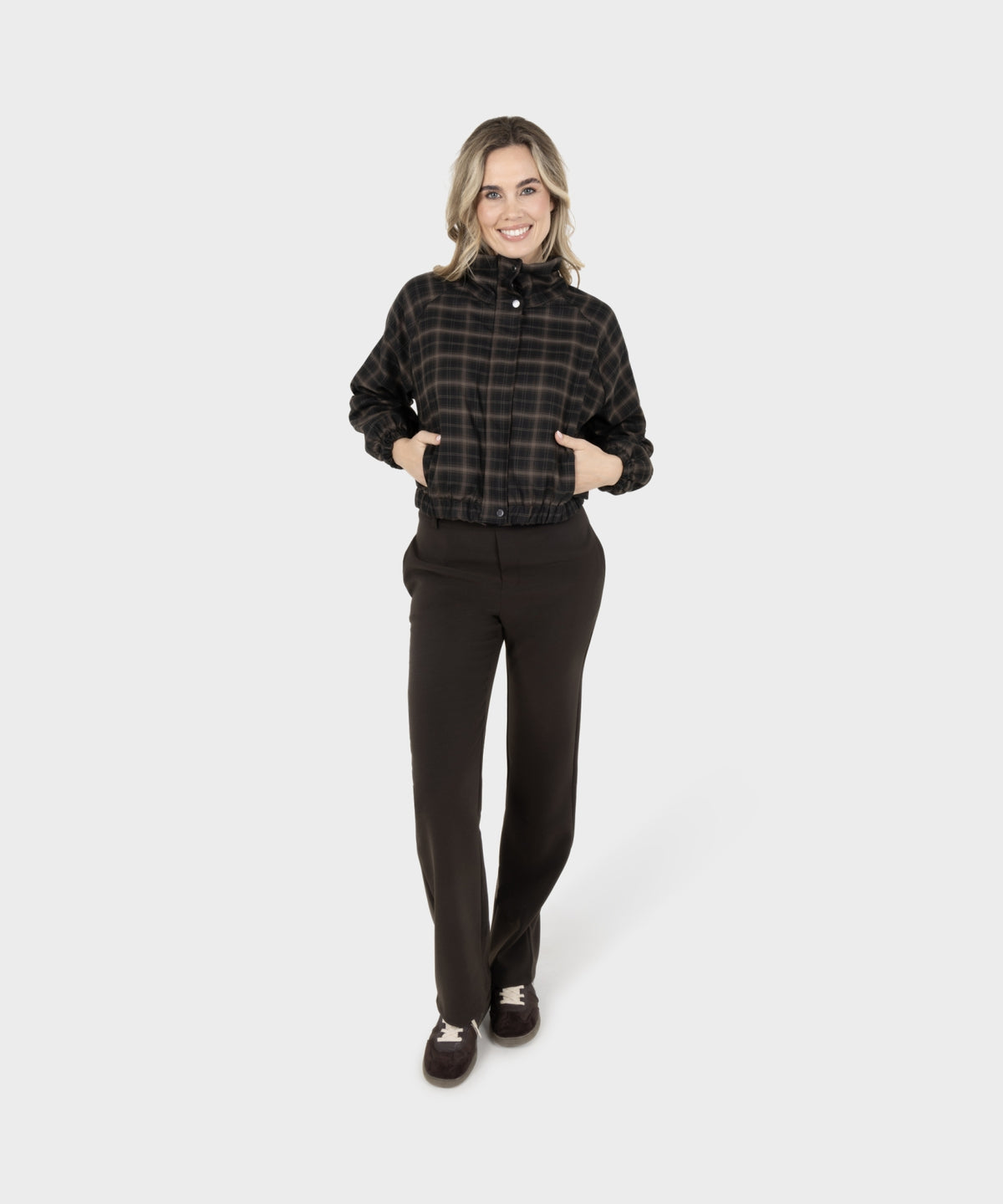 Thirza | espresso-black