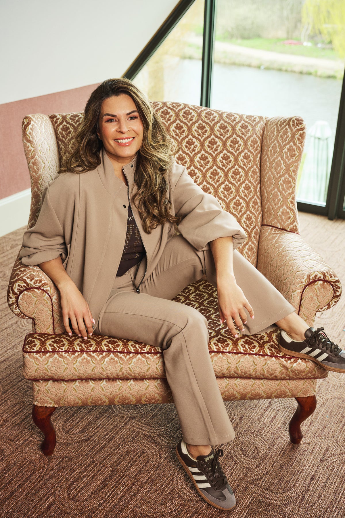 Joyce | taupe
