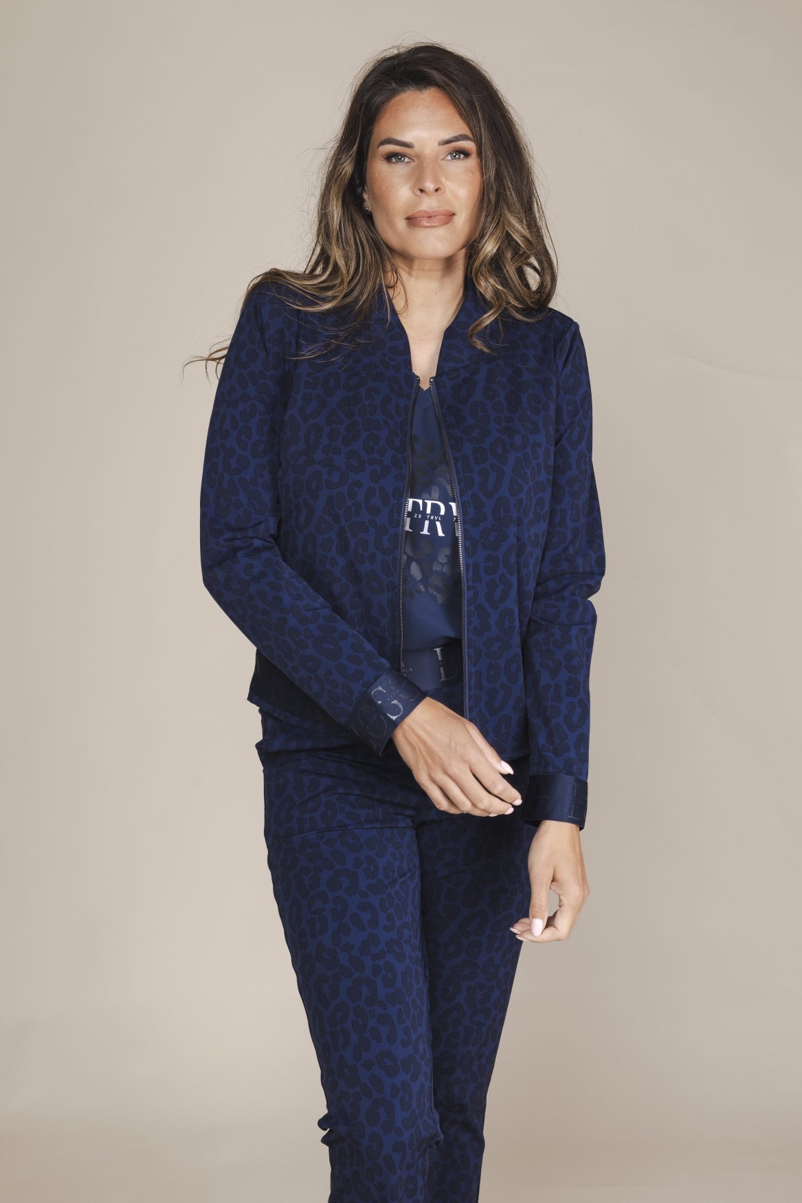 Jade | navy