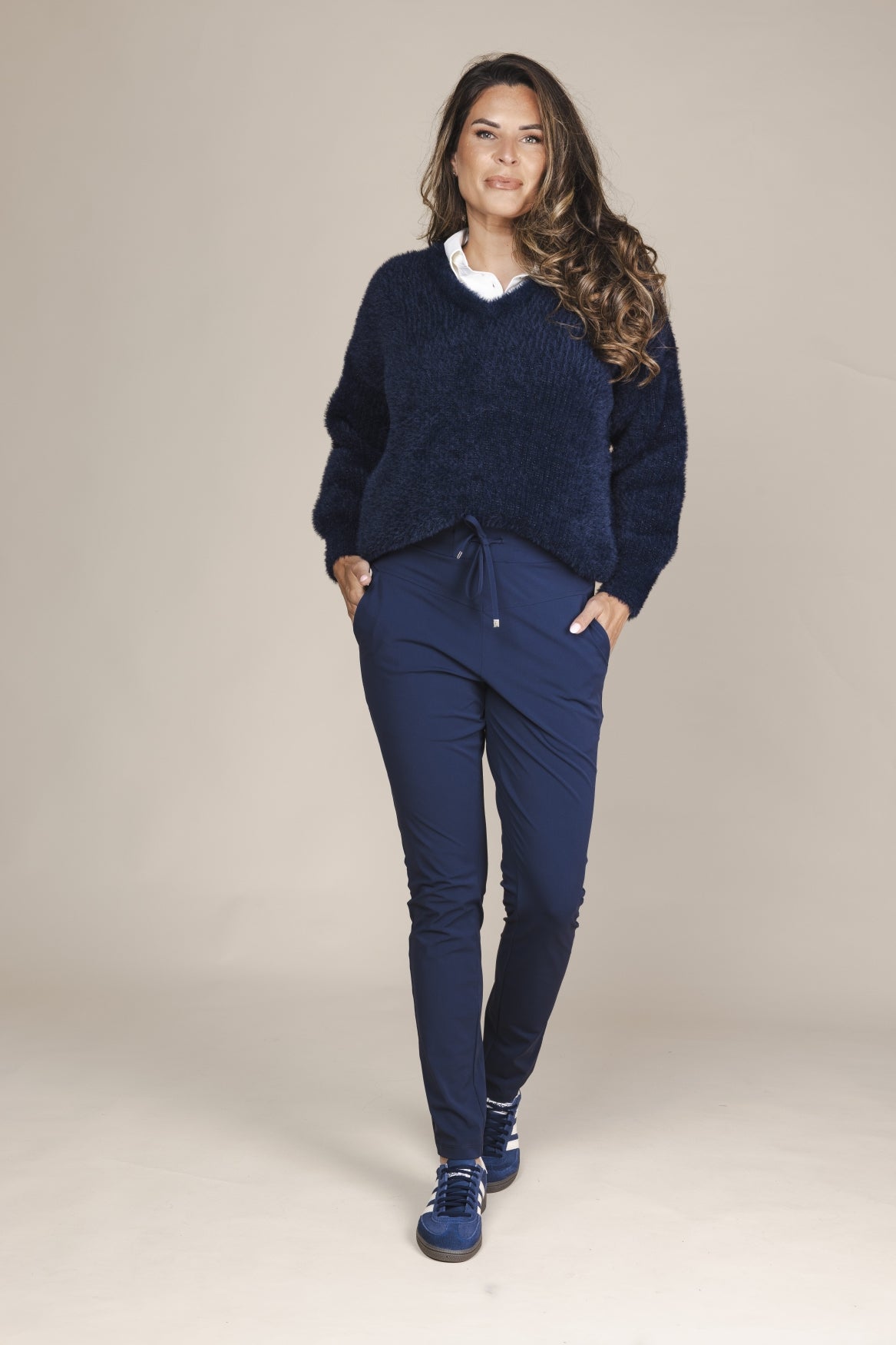 Monica | marineblau